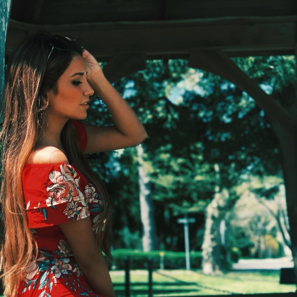 Meet your Posher, Miriam - Picture 2 of 2